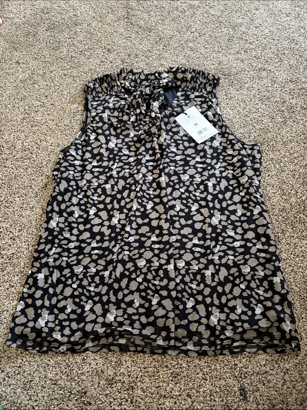 Sleeveless Tie-Neck Animal Print Camisole - Black & Beige